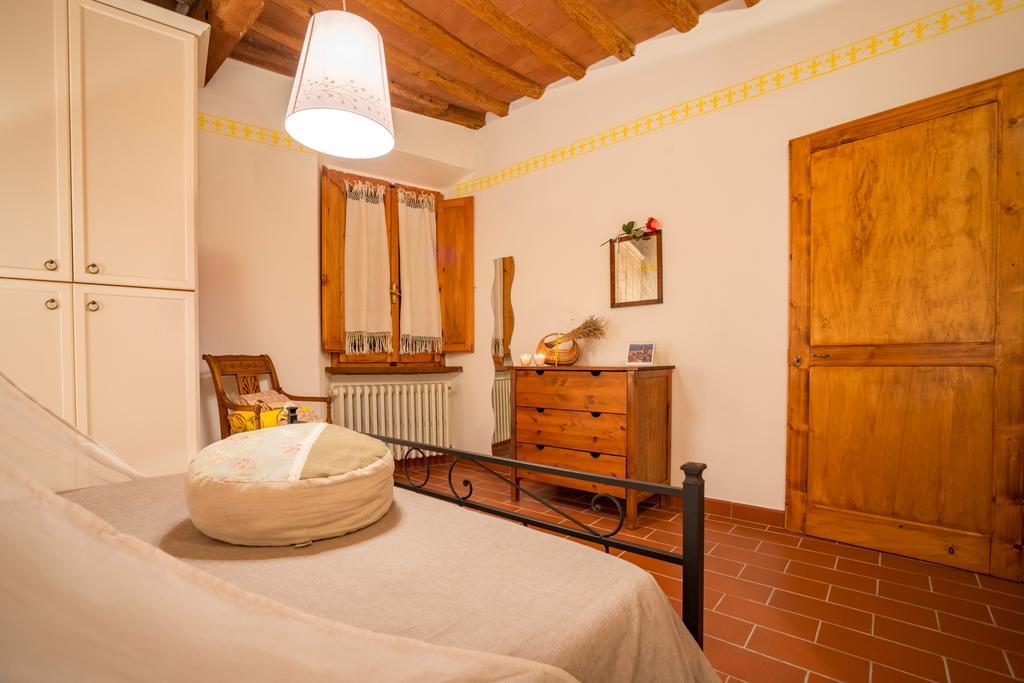 Tognazzi Casa Vacanze - Casa Il Giglio Чертальдо Экстерьер фото